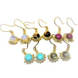 Boucle d'oreille en laiton monté avec pierre naturelle.N°54