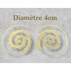 Boucle d'oreille spirale en laiton entièrement N°15