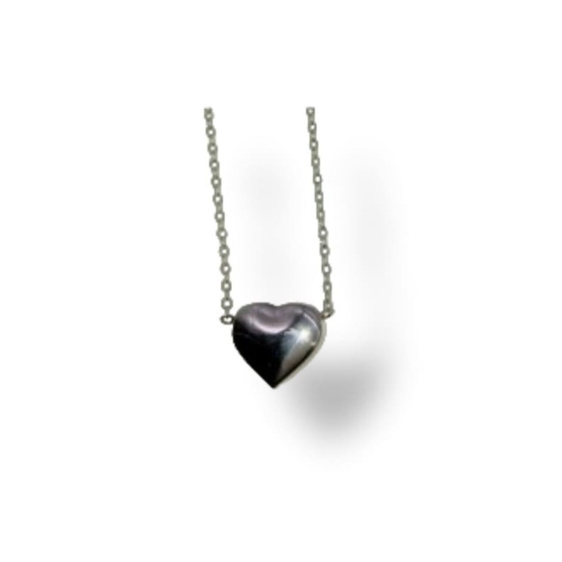 Collier avec un petit cœur en acier inoxydable