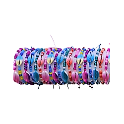 Bracelet cauri avec perles de couleurs