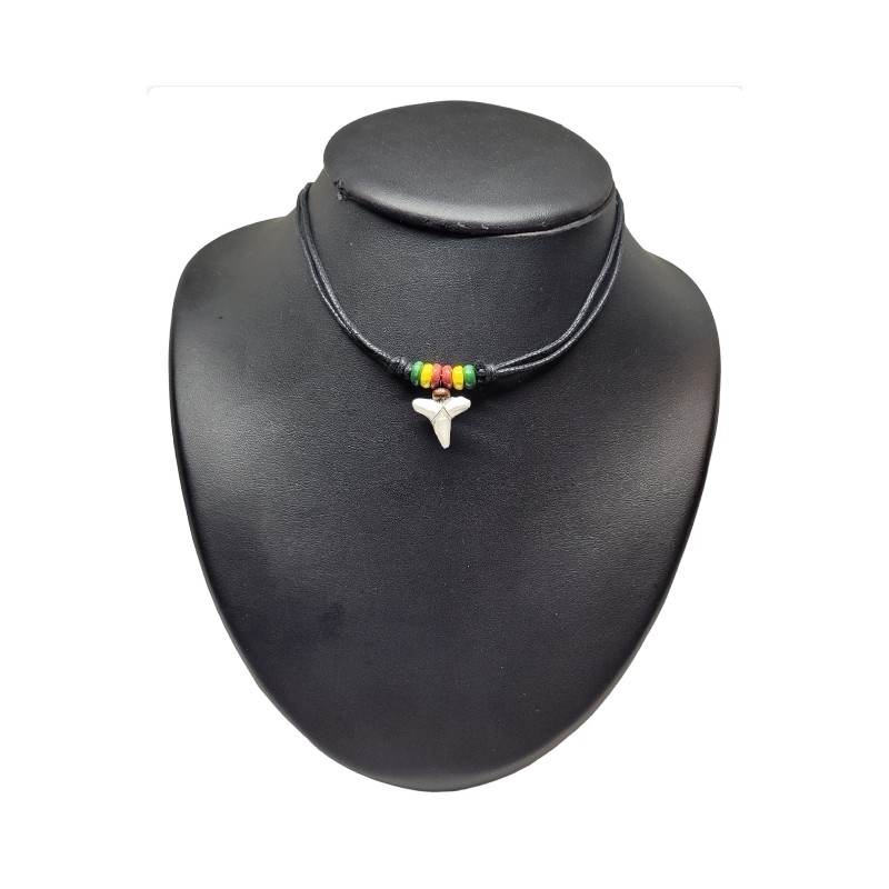 Collier surfeur dent de requin