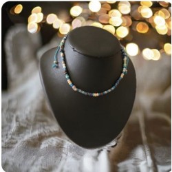 Collier surfeur bois couleur nude