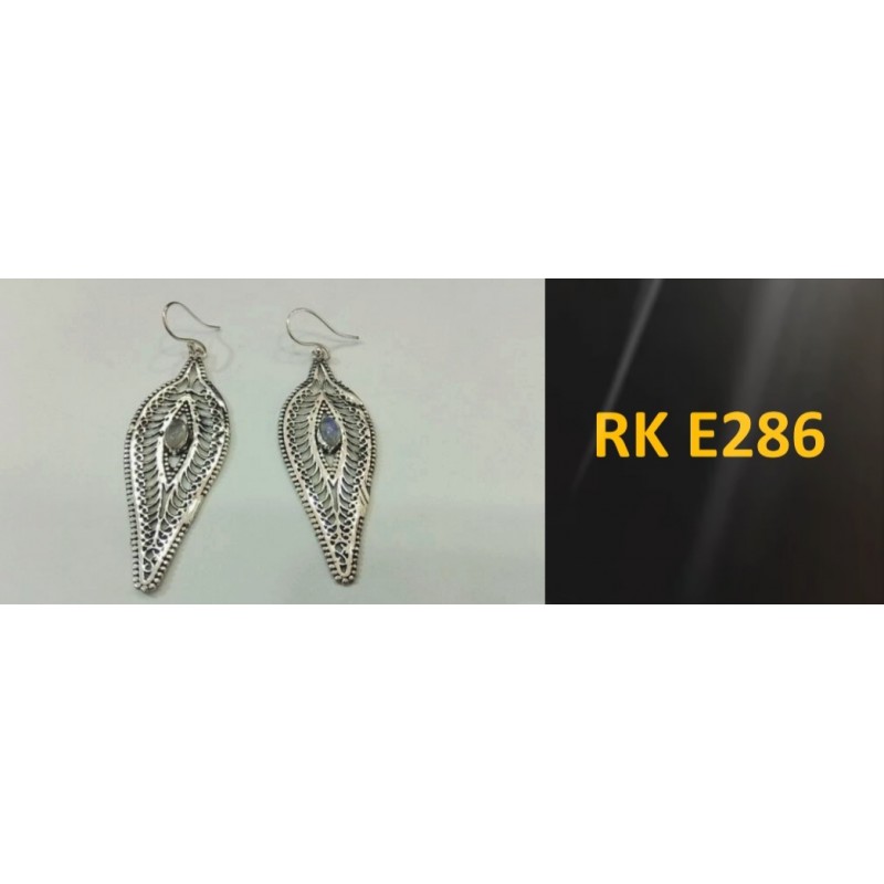 Boucles d'oreilles longue en plaque argent "style boème chic"